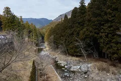 洞川温泉街へとつづく山上川